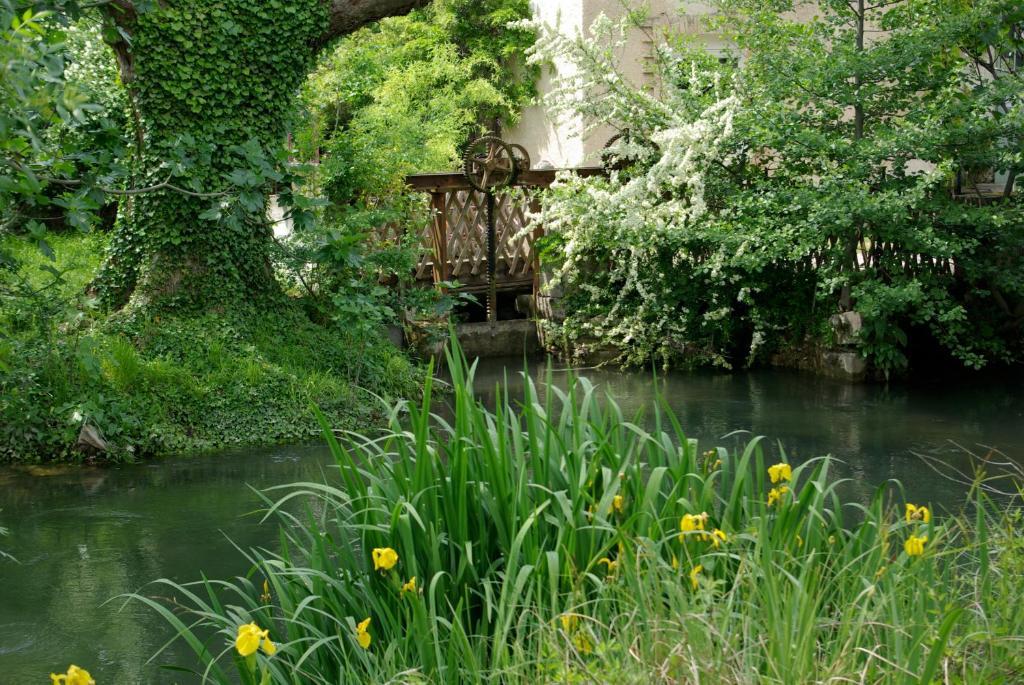 Bastide Rose Hotel Le Thor Exterior foto